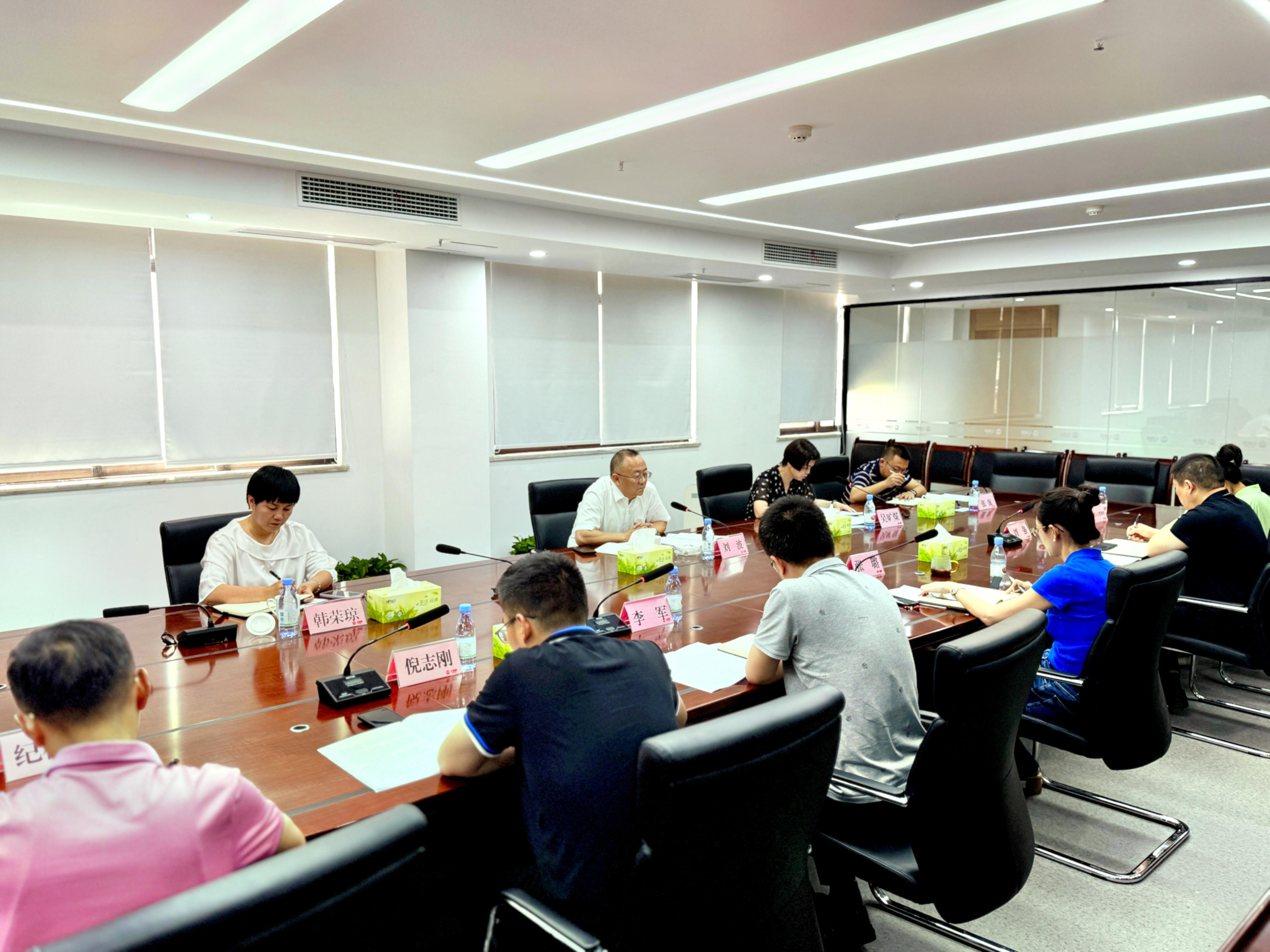市農(nóng)投集團(tuán)黨委書記、董事長劉波調(diào)研督導(dǎo)凱欣糧油、中墾牧乳業(yè)全面從嚴(yán)治黨工作